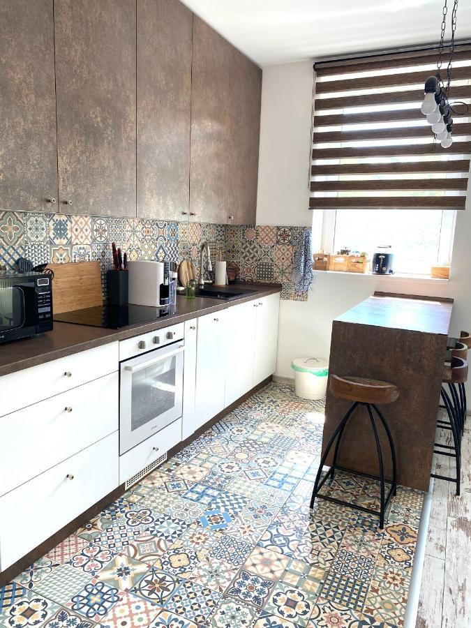 Residence Park Lovely Apartman With Private Parking Kysucke Nove Mesto Extérieur photo