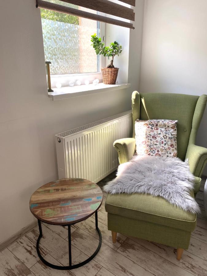 Residence Park Lovely Apartman With Private Parking Kysucke Nove Mesto Extérieur photo