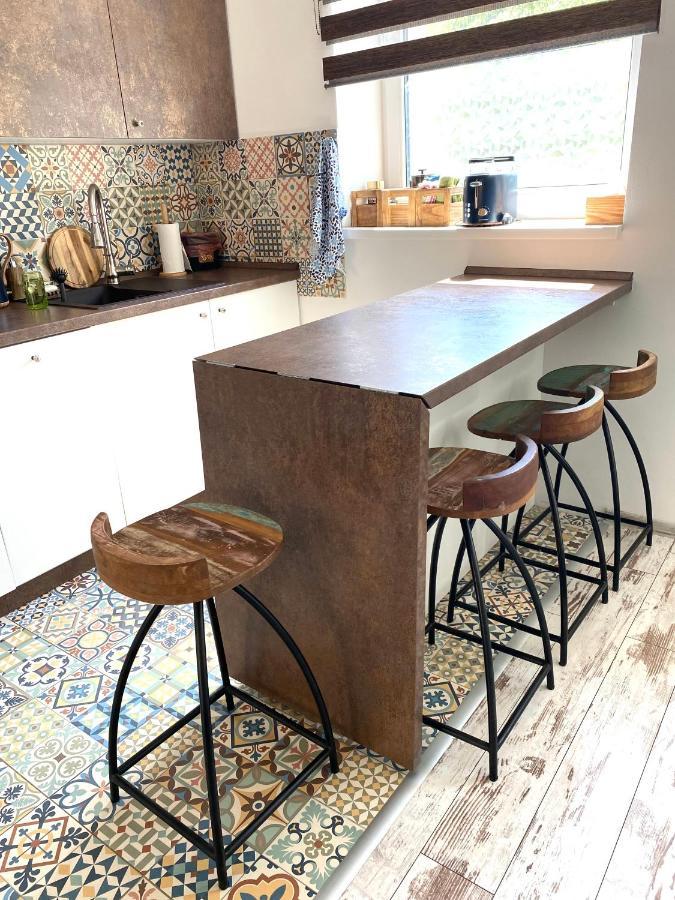 Residence Park Lovely Apartman With Private Parking Kysucke Nove Mesto Extérieur photo
