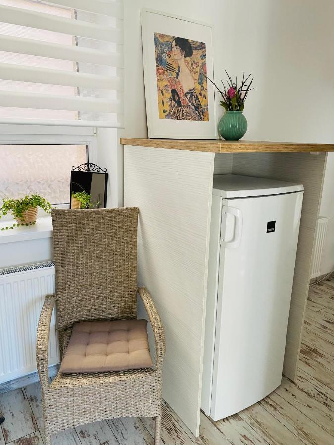 Residence Park Lovely Apartman With Private Parking Kysucke Nove Mesto Extérieur photo
